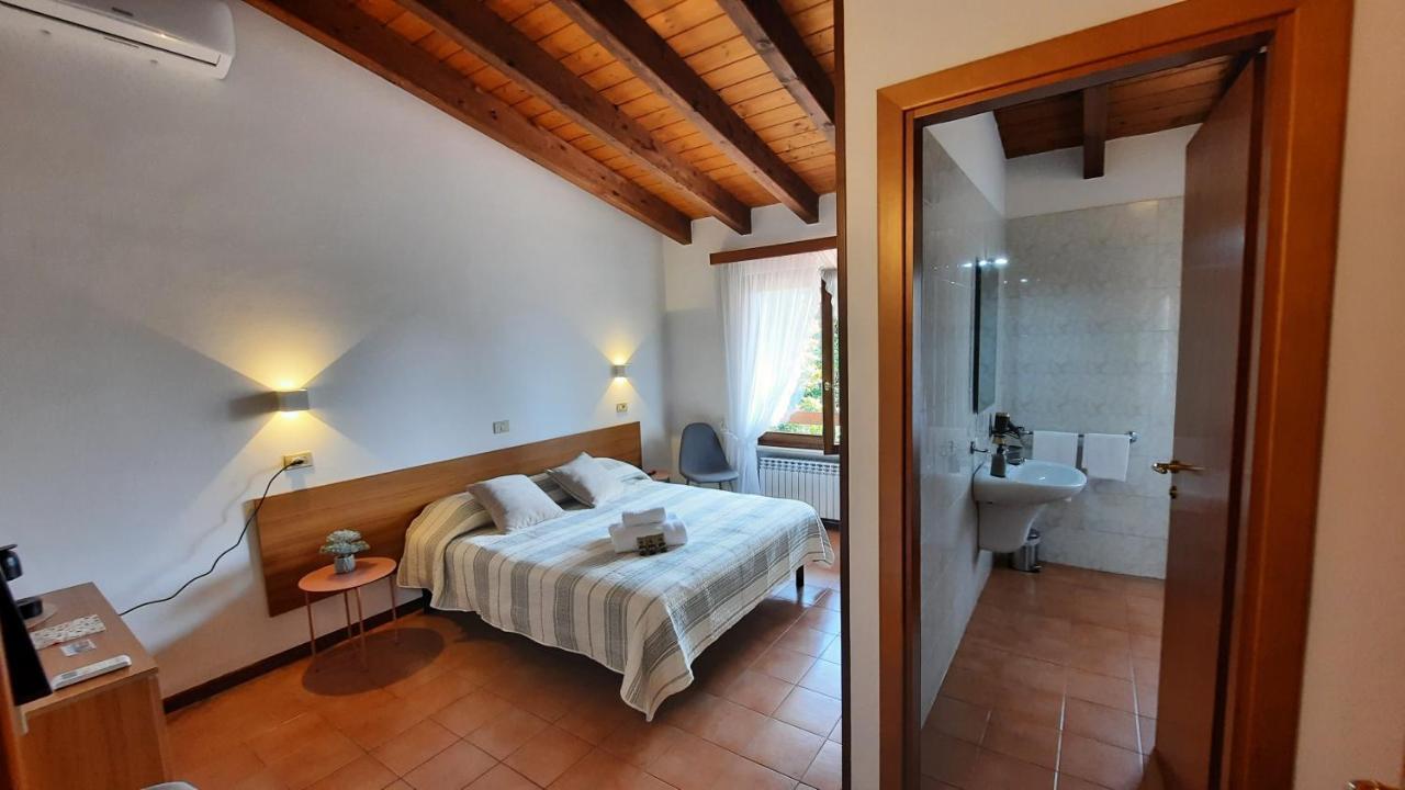 Elisa Holidays Puegnago del Garda Exterior photo