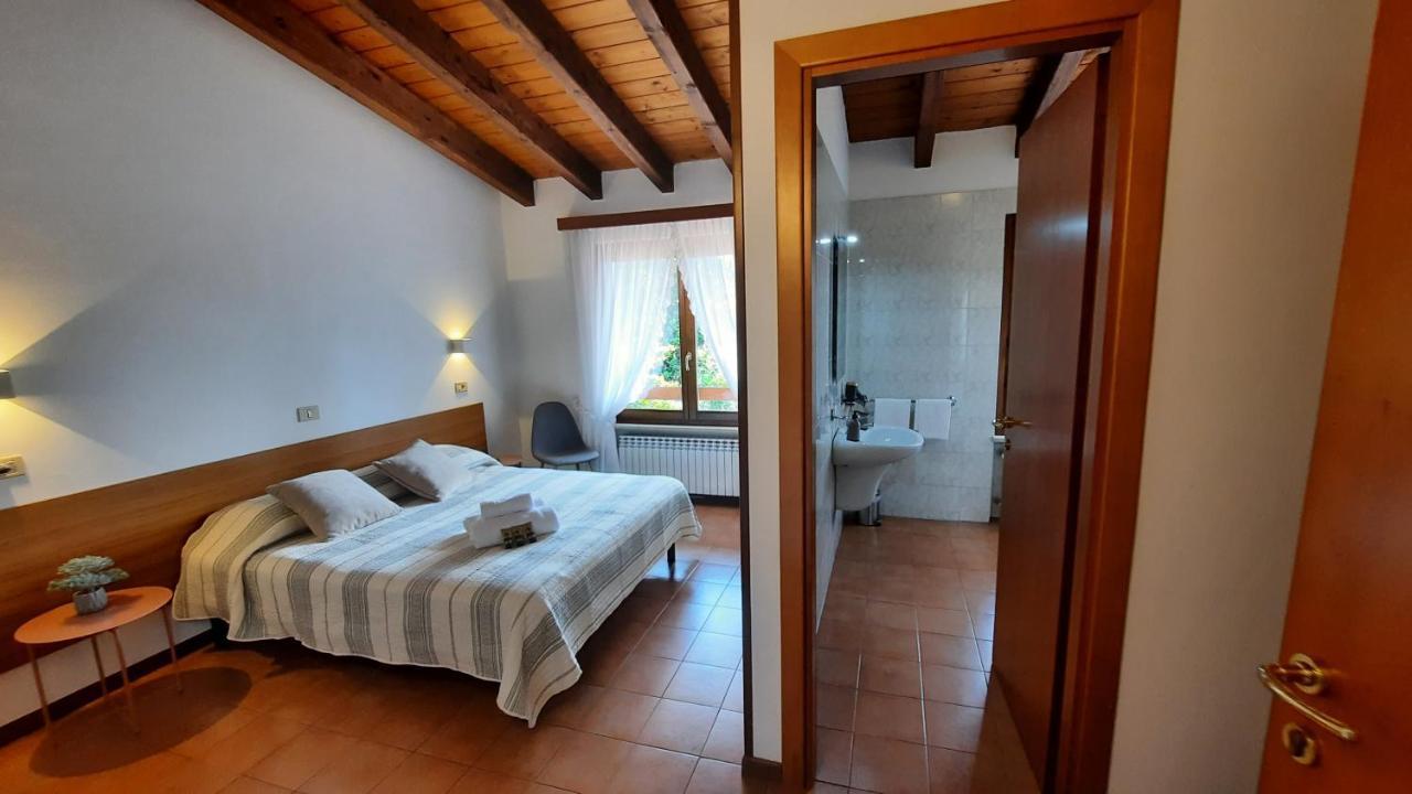 Elisa Holidays Puegnago del Garda Exterior photo